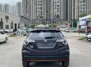 Honda Vezel 1.5 CVT Phantom Night