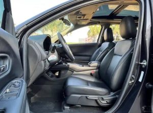 Honda Vezel 1.5 CVT Phanton Night - Pioneer Edition